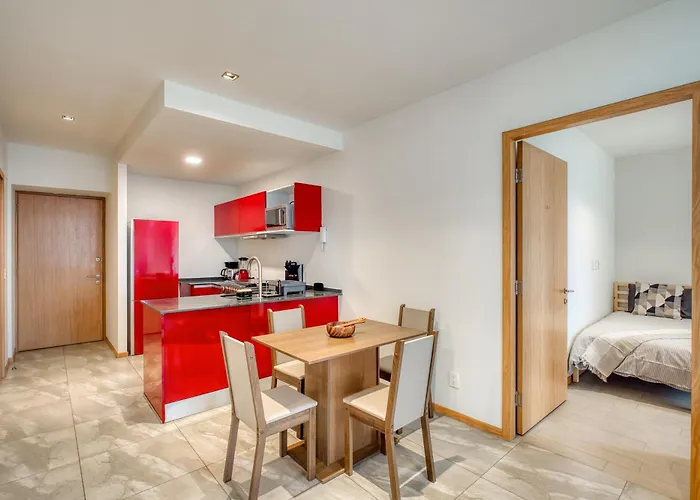 La Mejor Ubicacion, A Pasos De La Embajada Apartment *